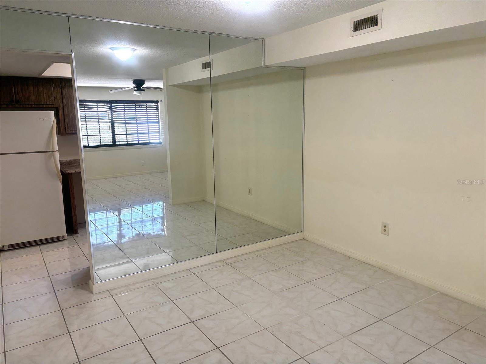 LEESBURG CHESTERBROOK CONDO - Residential