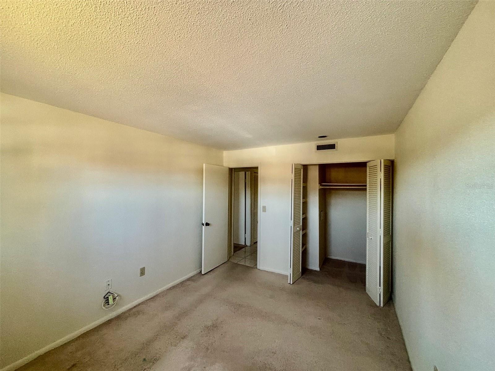 LEESBURG CHESTERBROOK CONDO - Residential