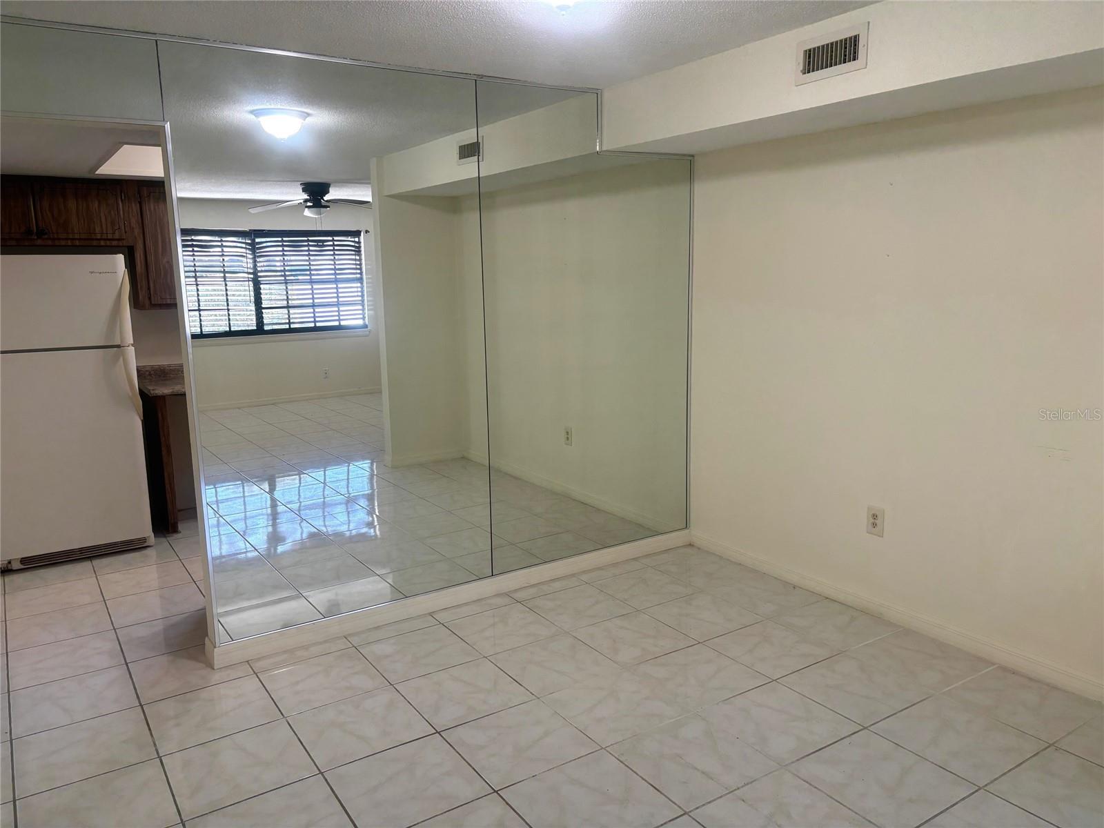 LEESBURG CHESTERBROOK CONDO - Residential