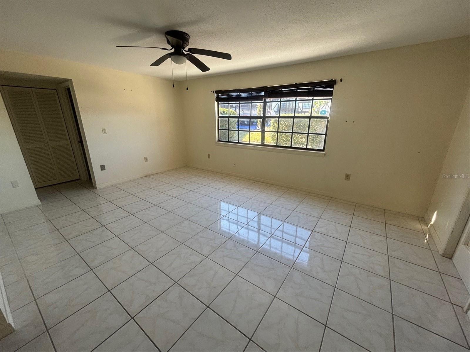 LEESBURG CHESTERBROOK CONDO - Residential