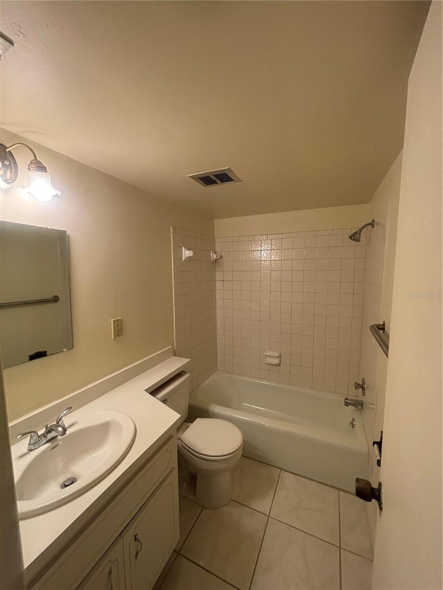 LEESBURG CHESTERBROOK CONDO - Residential