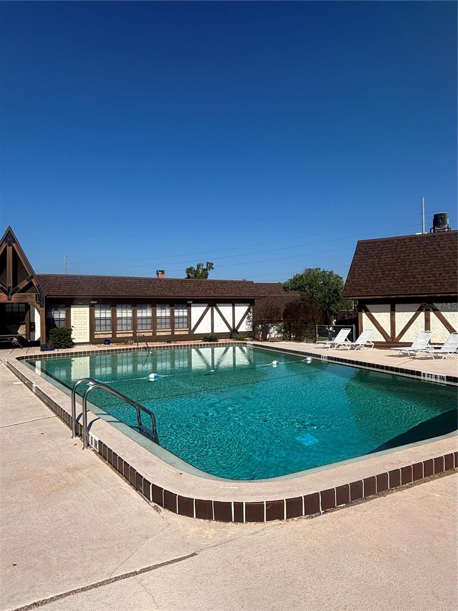 LEESBURG CHESTERBROOK CONDO - Residential