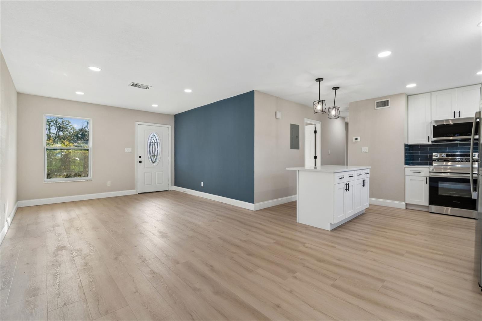 PLANTATION ESTATES UNIT 3 - Residential