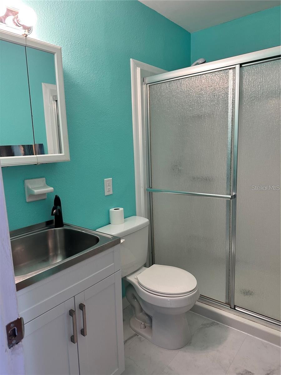 HOWRYS ADD DELAND - Residential Lease