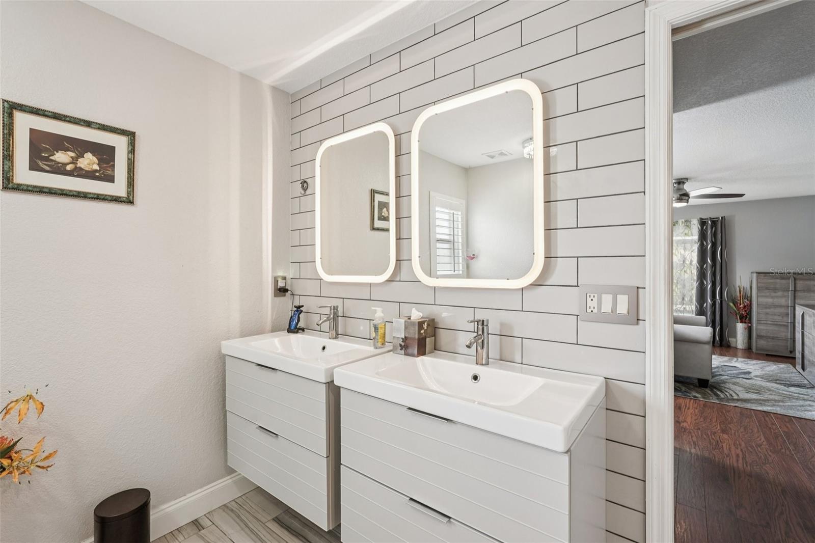 ROTONDA WEST PEBBLE BEACH - Residential