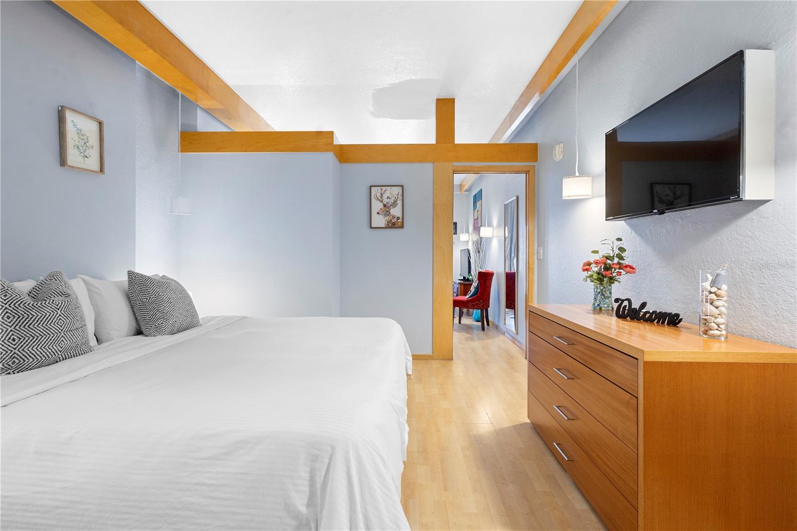 RESIDENCES/EUROPEAN VILLAGE - Residential