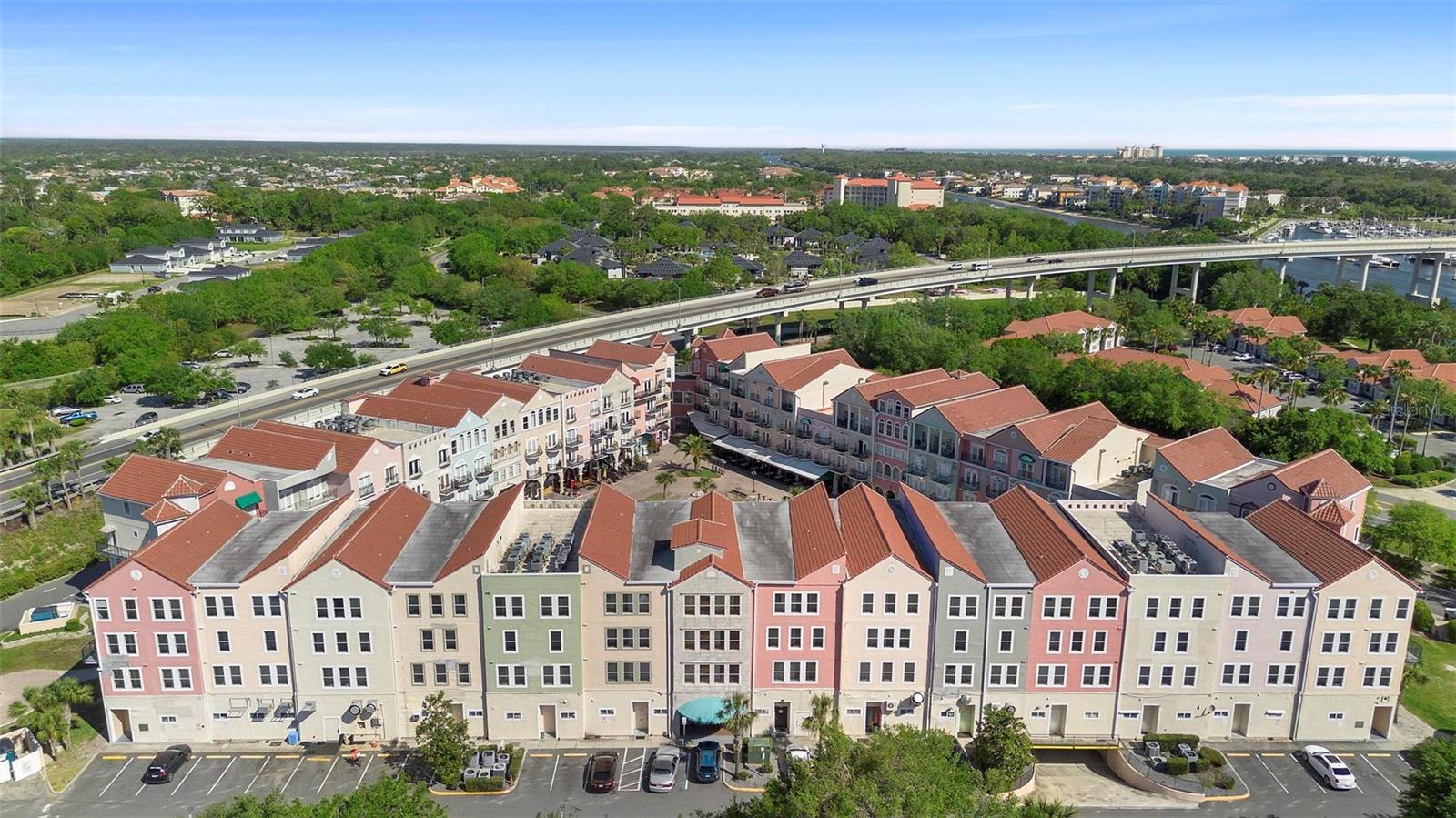 RESIDENCES/EUROPEAN VILLAGE - Residential