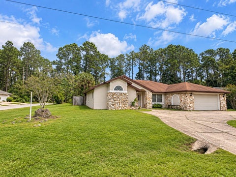 Photo of 1 Windsor Place, Palm Coast, FL 32164 (MLS # FC322302)