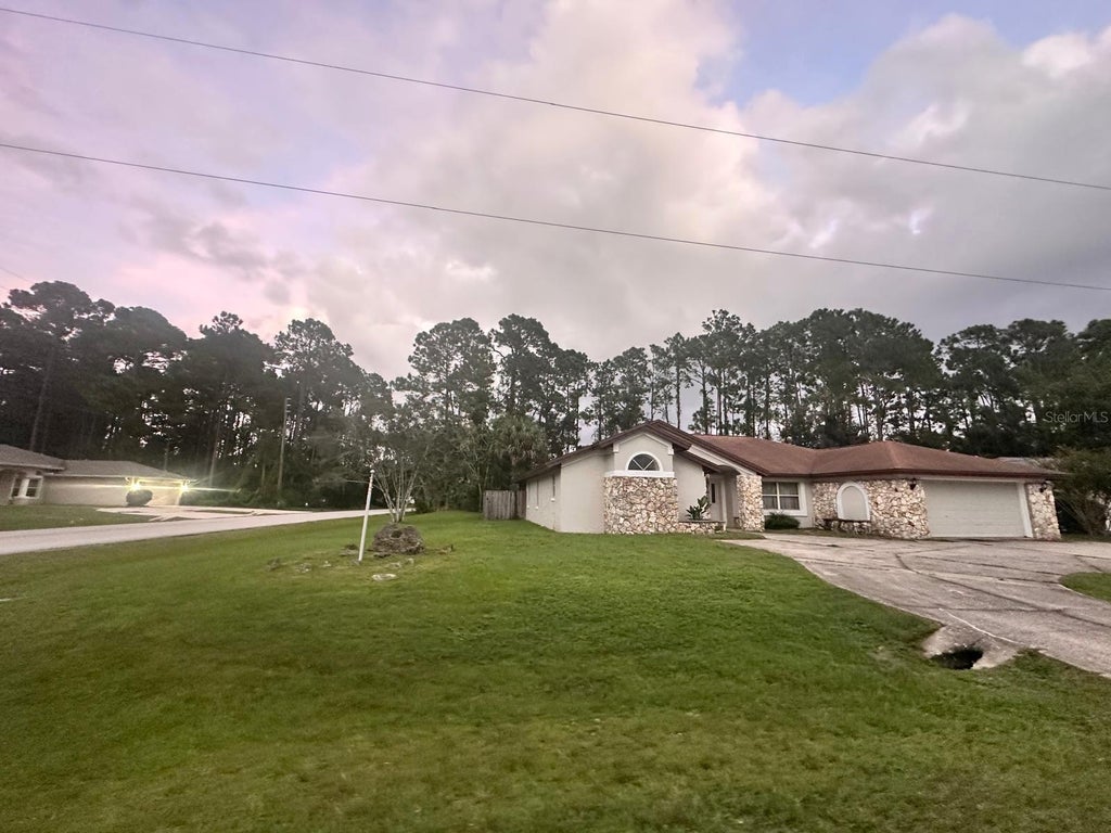 Photo of 1 Windsor Place, Palm Coast, FL 32164 (MLS # FC322302)