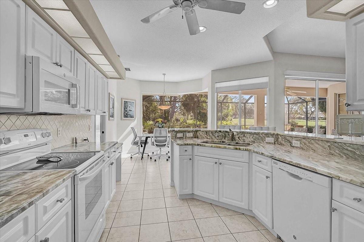 CALUSA LAKES - Residential