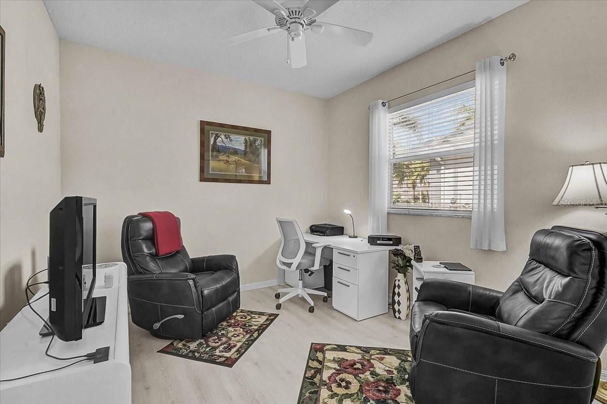 CALUSA LAKES - Residential