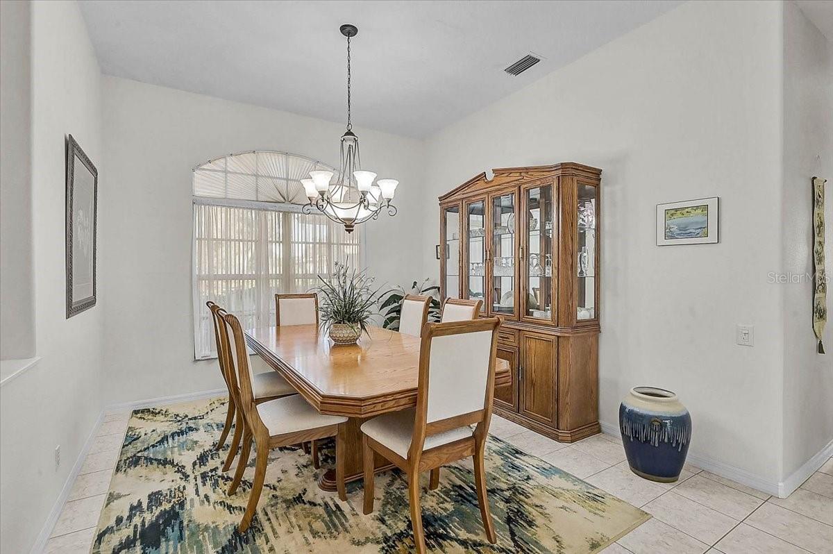 CALUSA LAKES - Residential