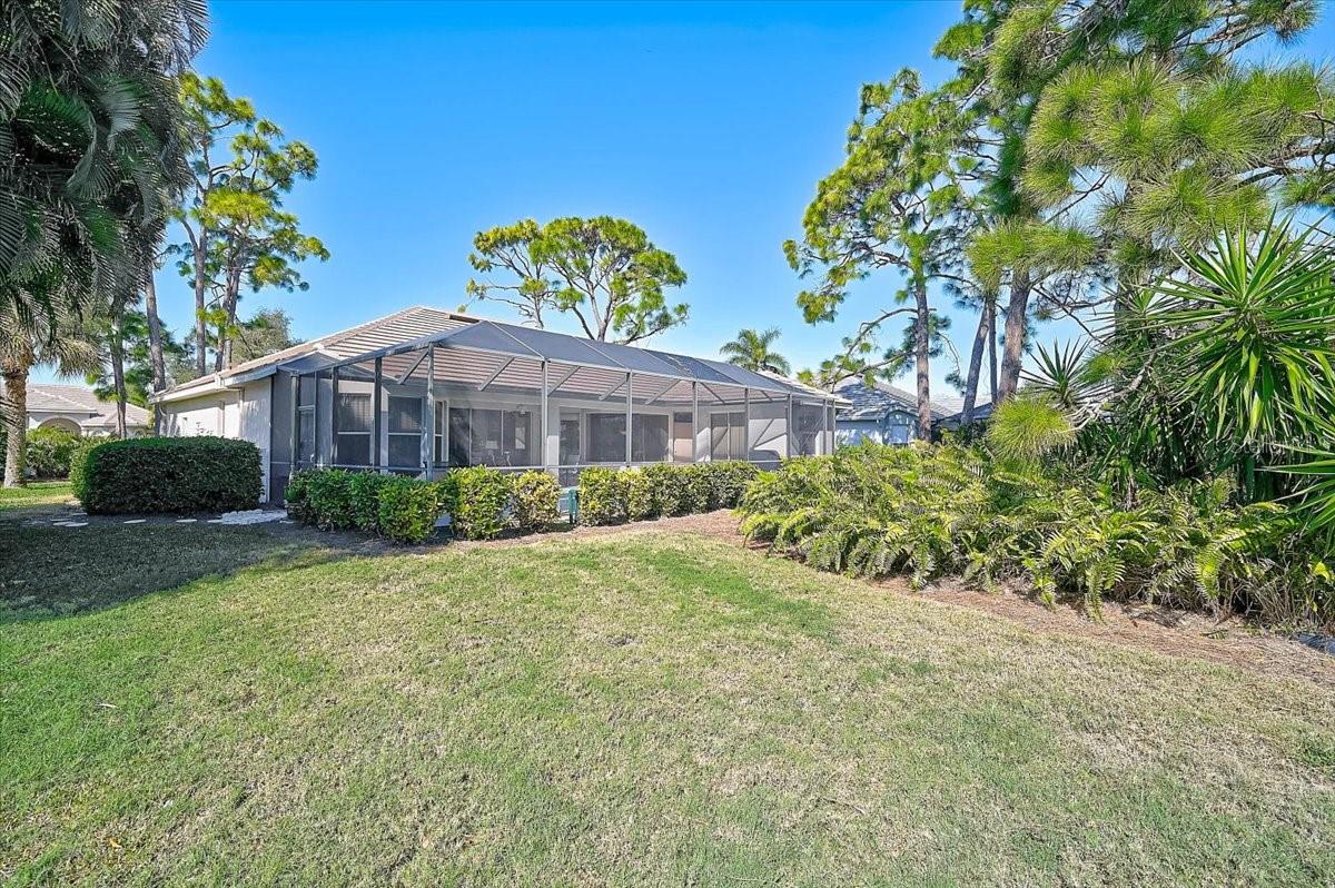 CALUSA LAKES - Residential