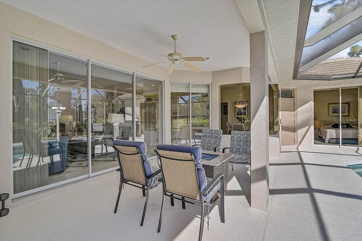 CALUSA LAKES - Residential