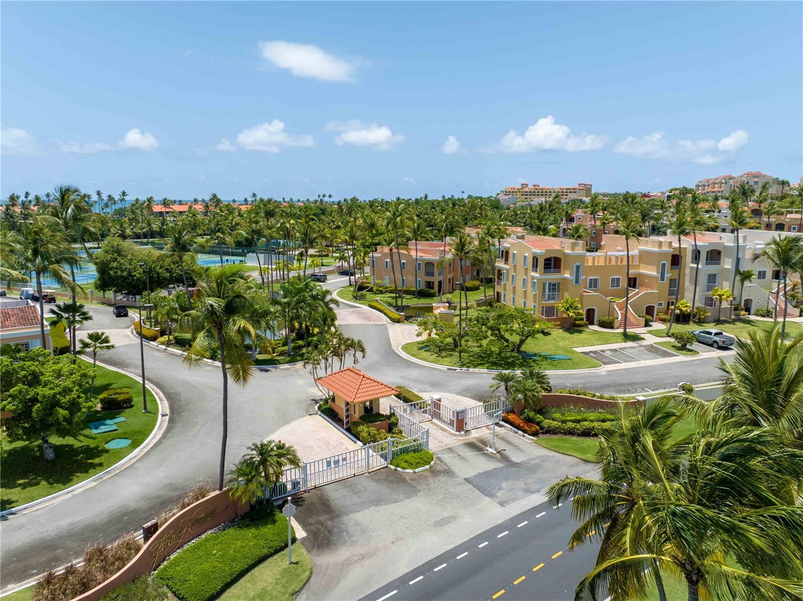 FAIRWAY COURTS - Residential Lease