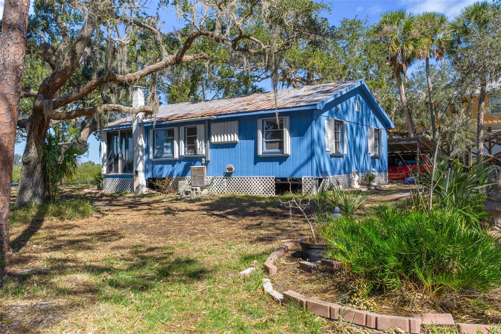 8812 CAMP LANE