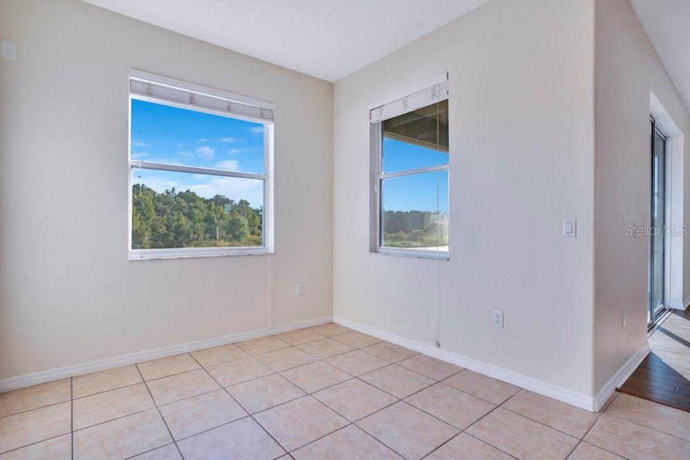 CREEKSIDE - Residential