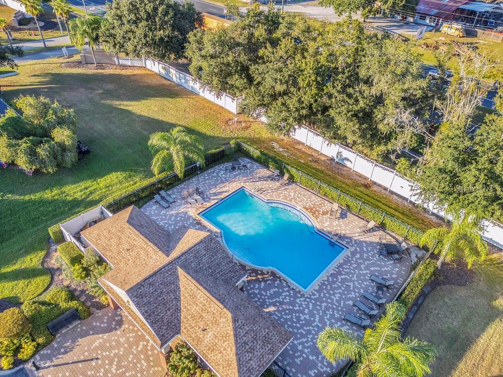 CREEKSIDE - Residential