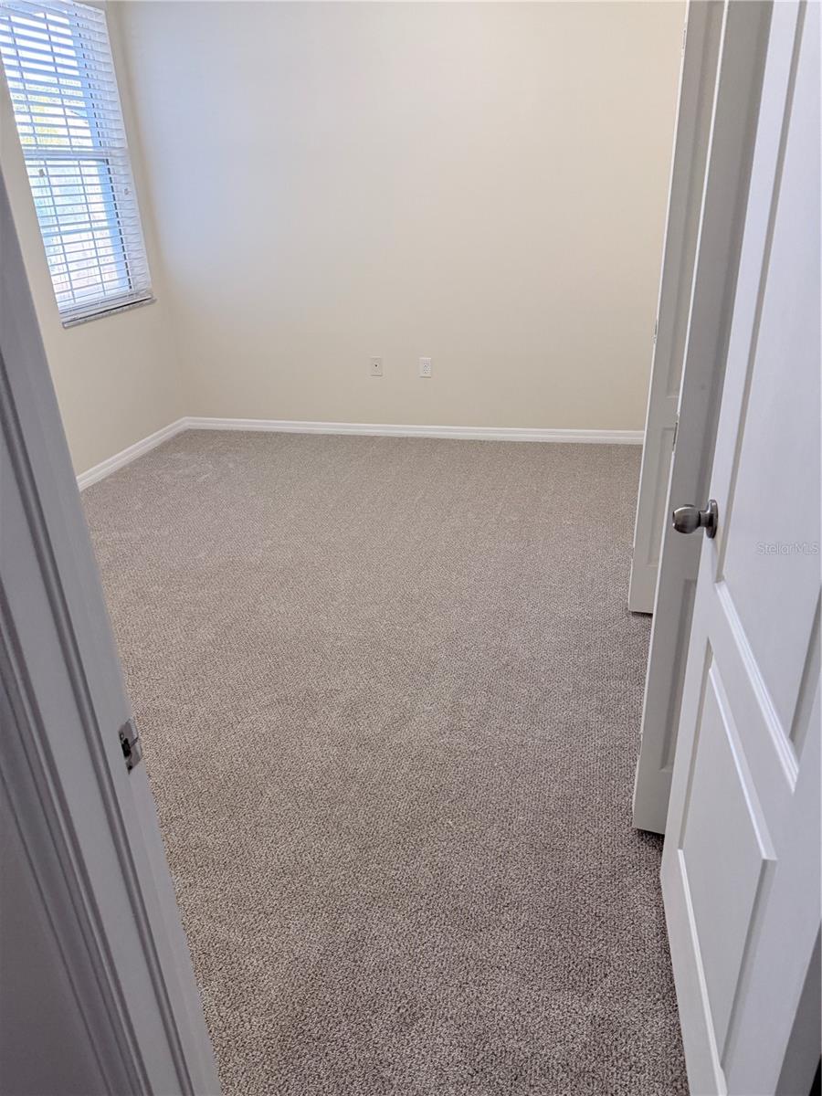 CREEKSIDE - Residential