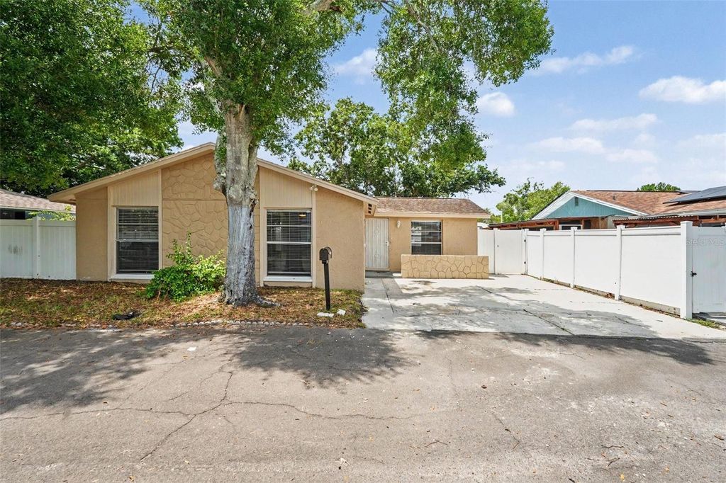 Photo of 6404 Freedom Court, Tampa, FL 33634 (MLS # O6422123)