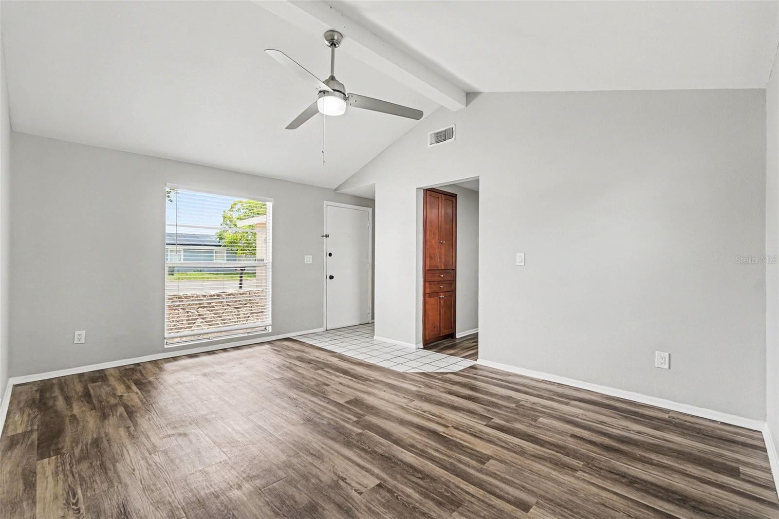 6404 FREEDOM COURT