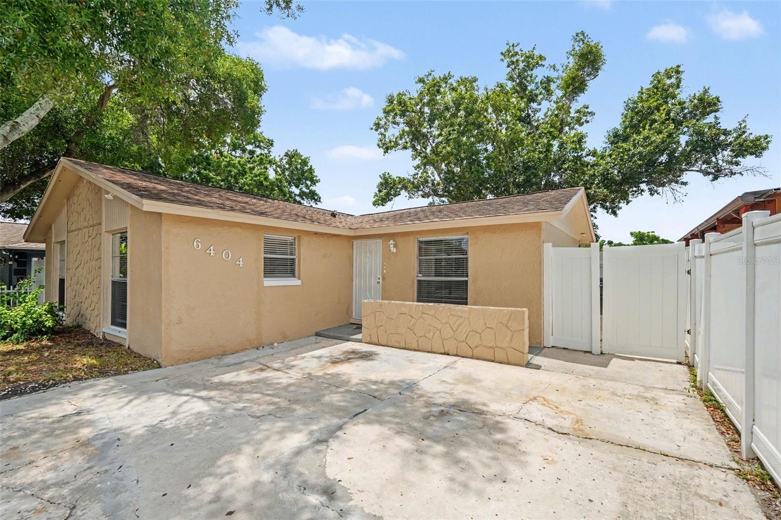 6404 FREEDOM COURT