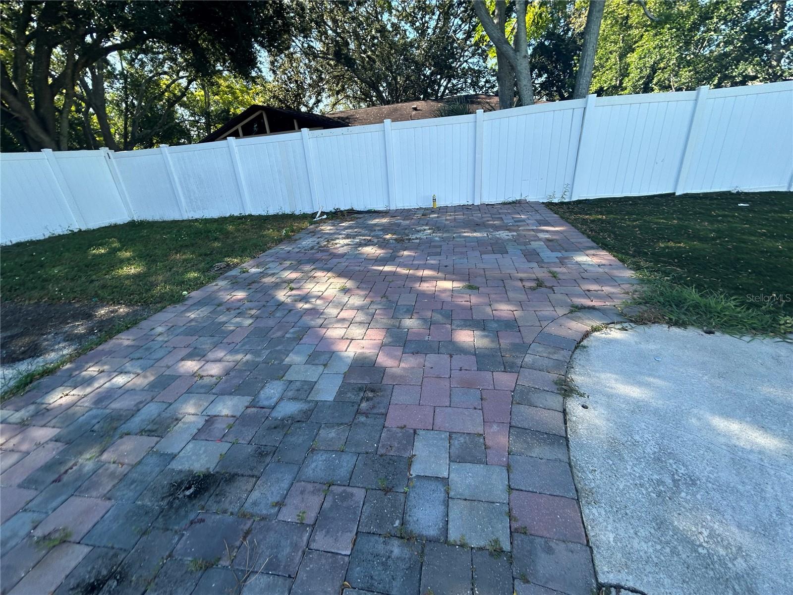 SAND LAKE HILLS SEC 03 - Residential Lease