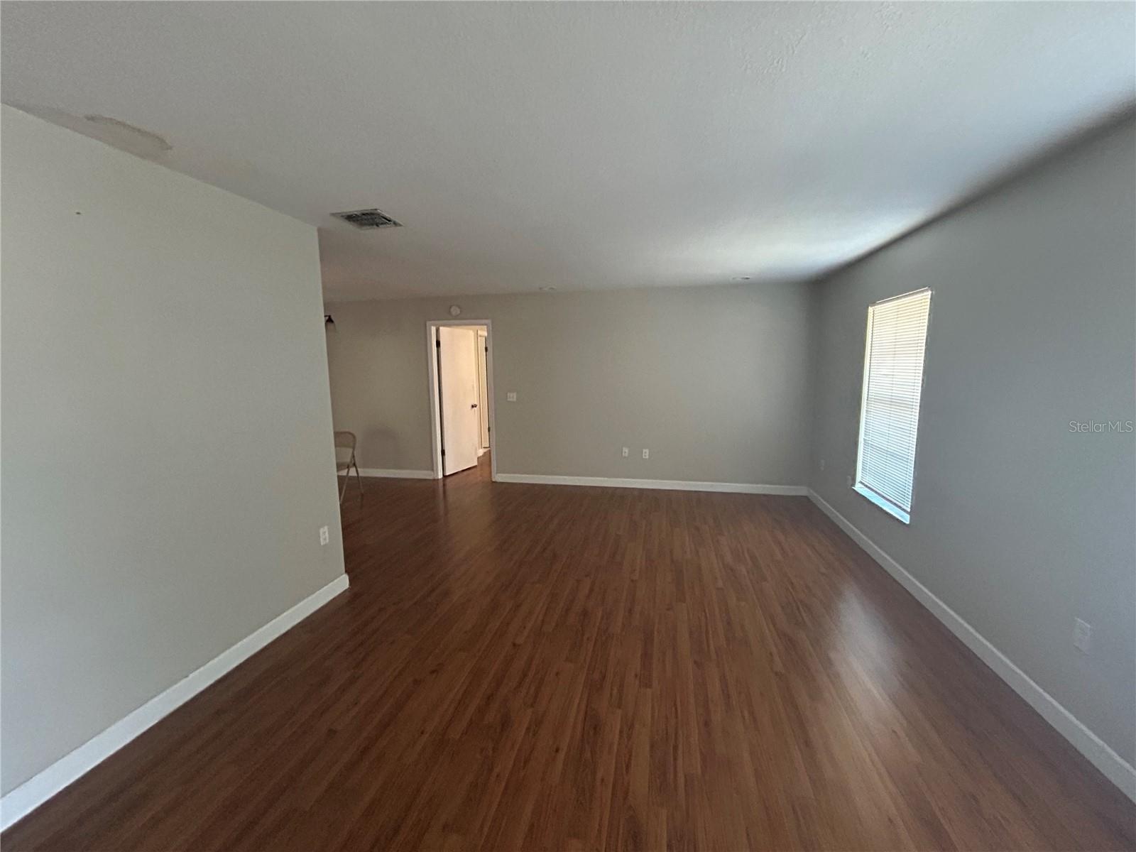 SAND LAKE HILLS SEC 03 - Residential Lease