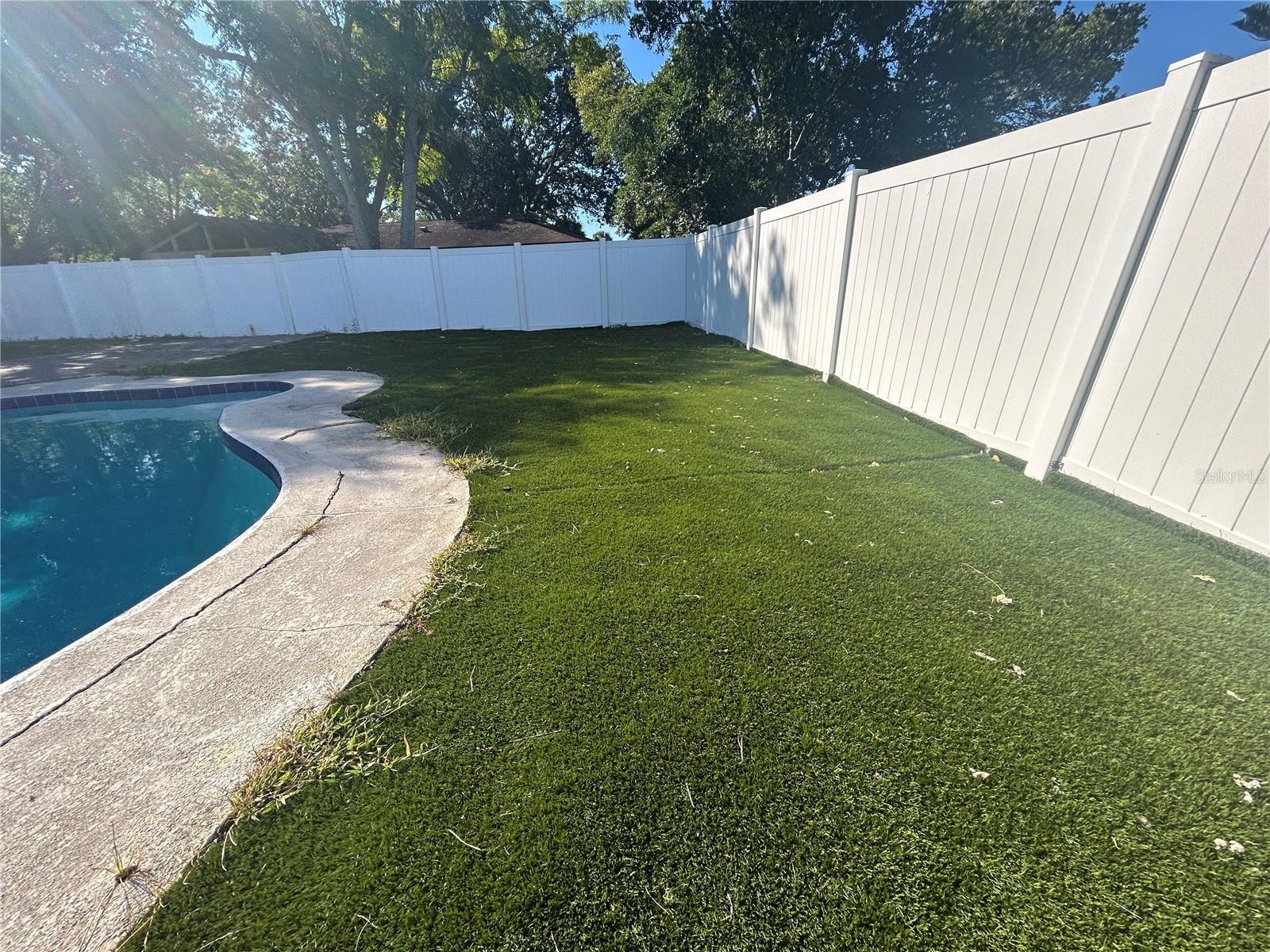 SAND LAKE HILLS SEC 03 - Residential Lease