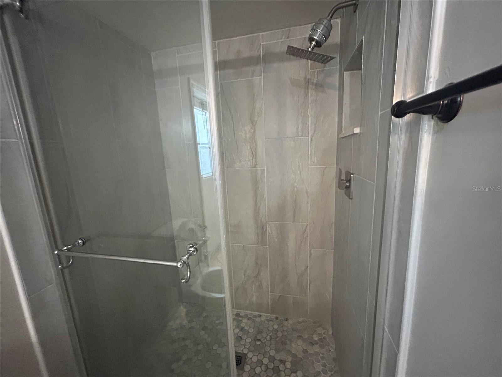 SAND LAKE HILLS SEC 03 - Residential Lease