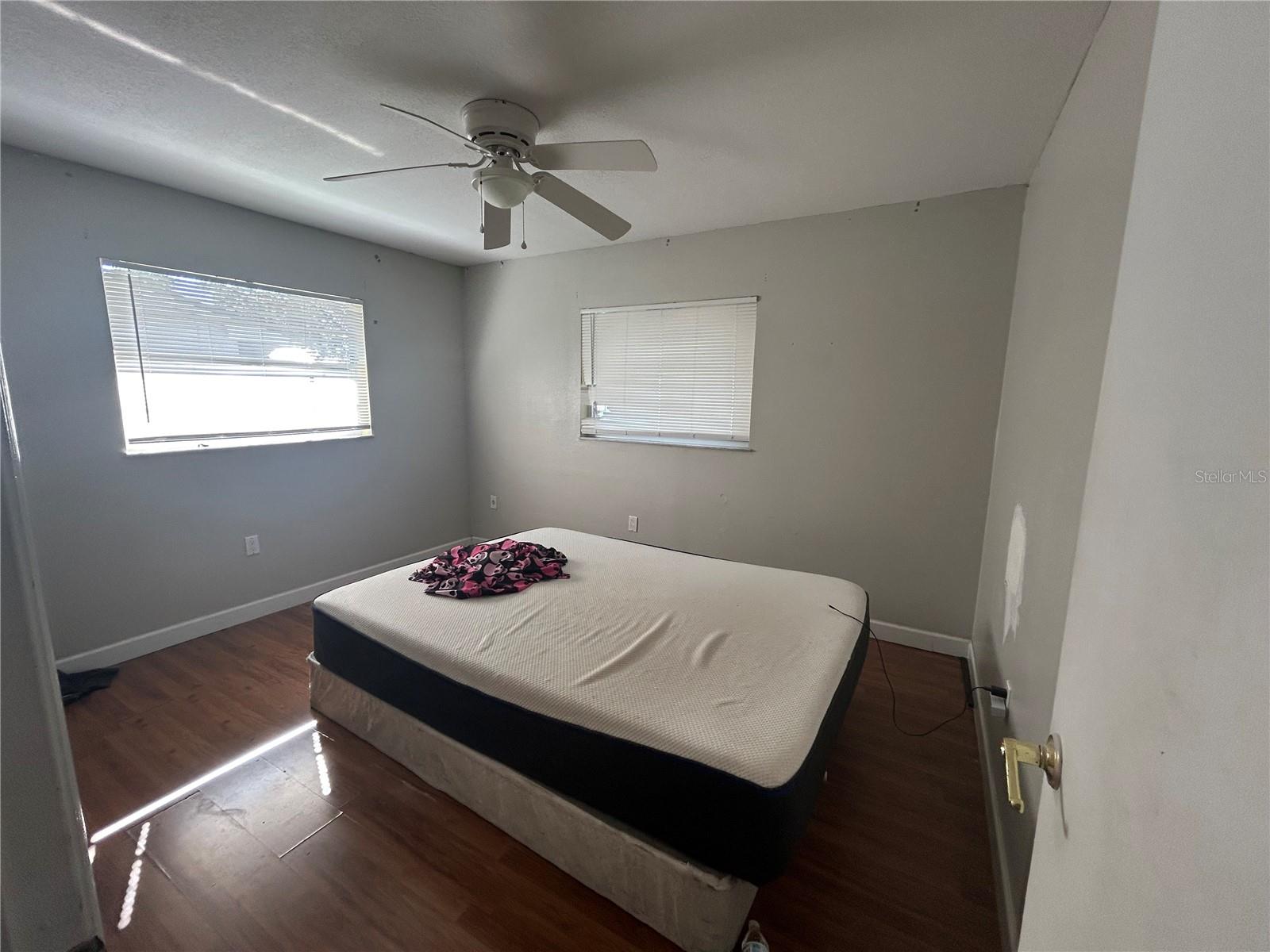 SAND LAKE HILLS SEC 03 - Residential Lease