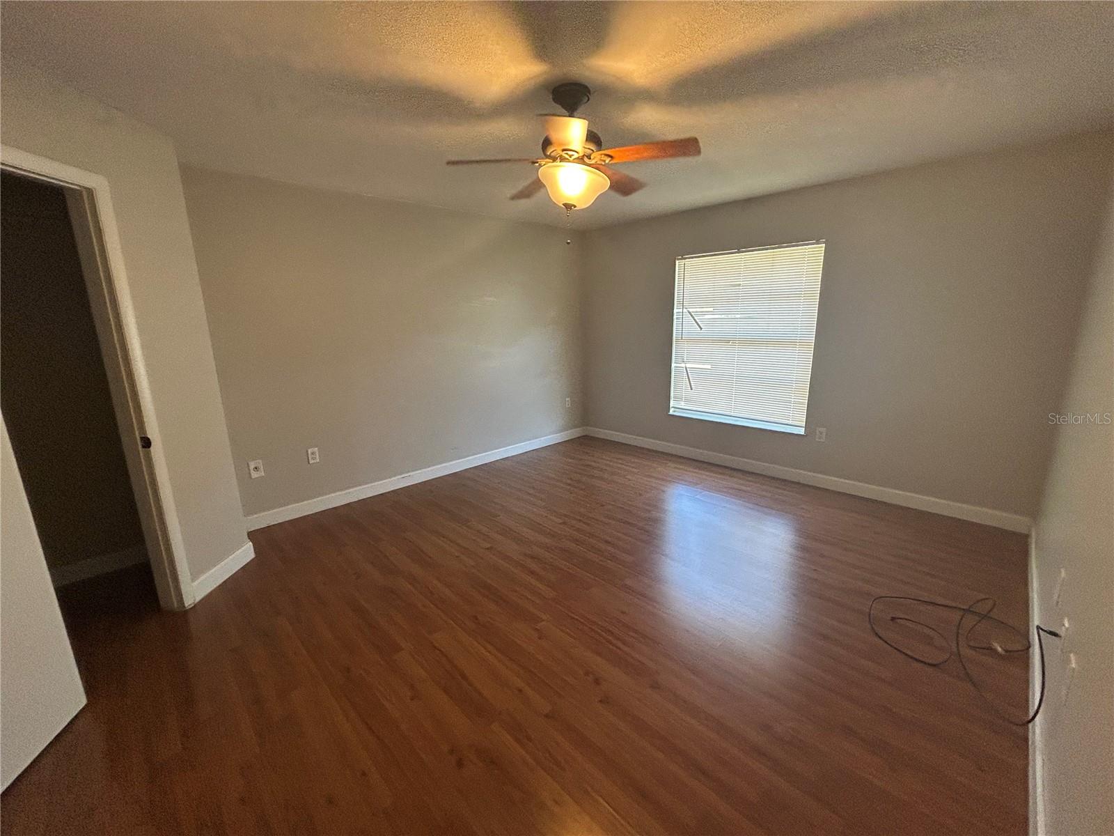 SAND LAKE HILLS SEC 03 - Residential Lease