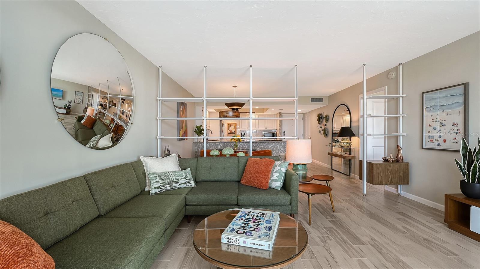 DOLPHIN TOWER - Residential