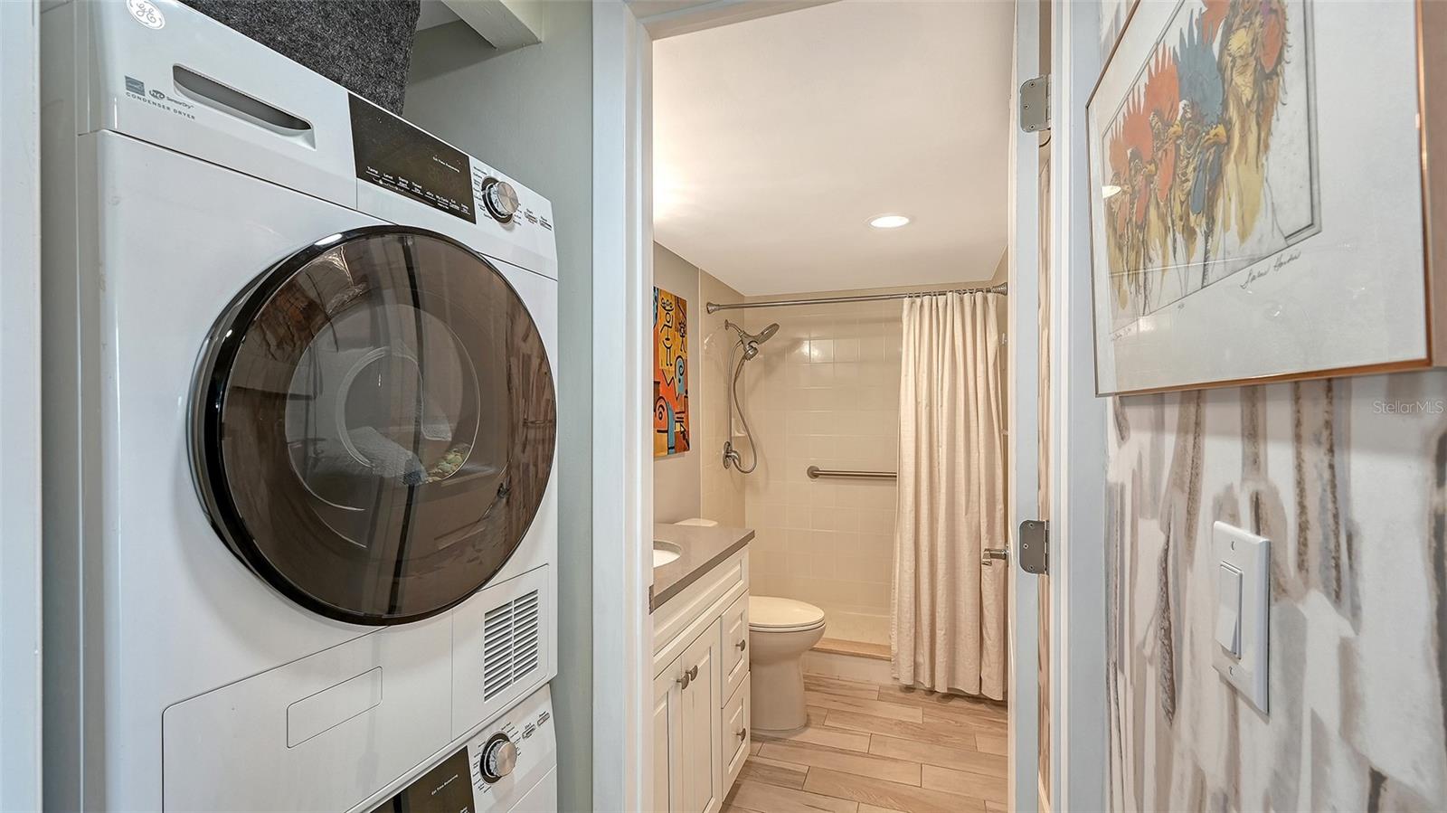 DOLPHIN TOWER - Residential