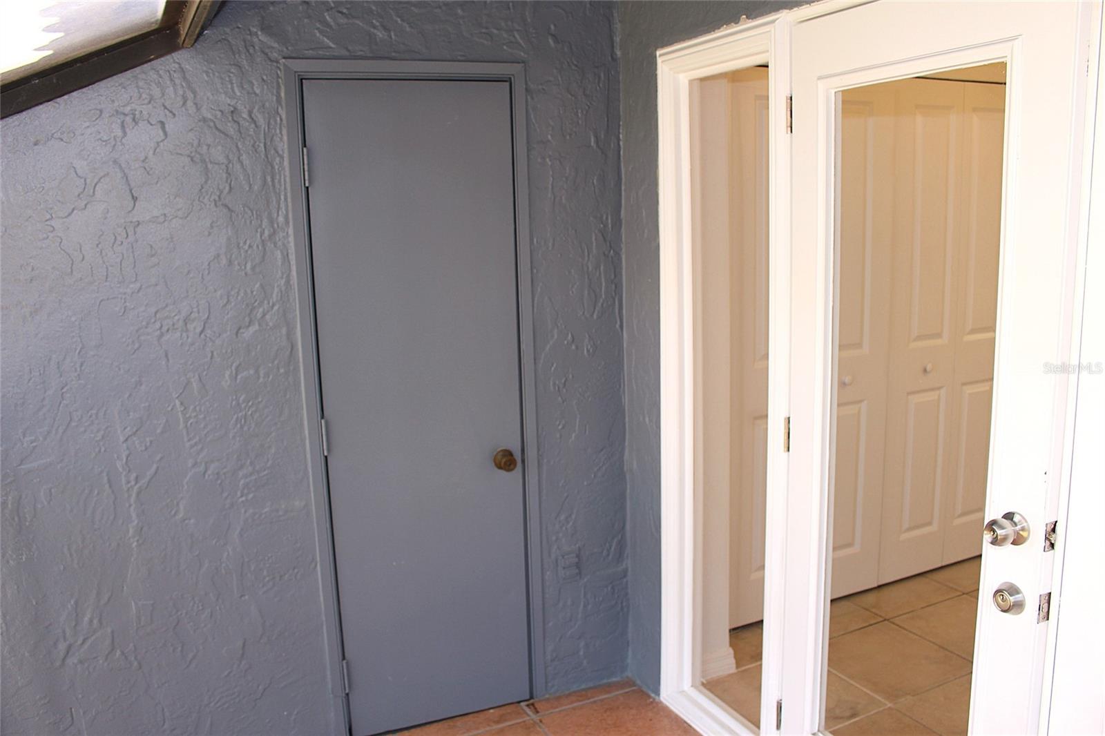 TOWNES OF SOUTHGATE CONDO (TOWNE 2) - Residential