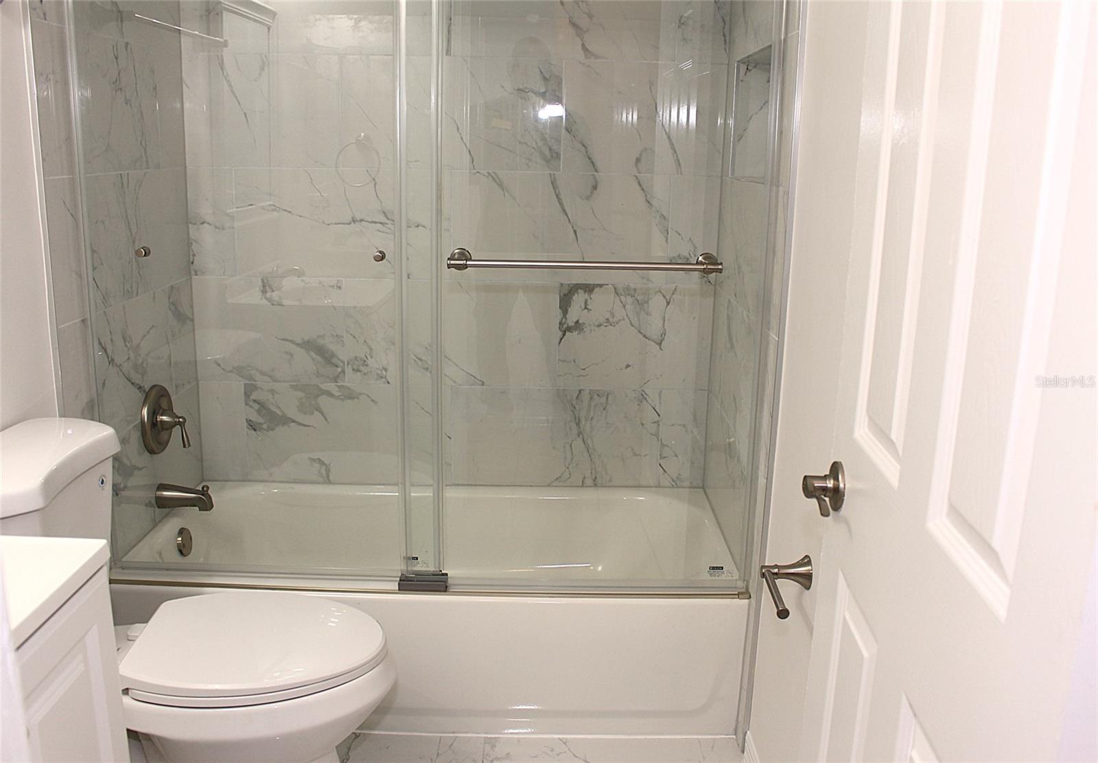 TOWNES OF SOUTHGATE CONDO (TOWNE 2) - Residential