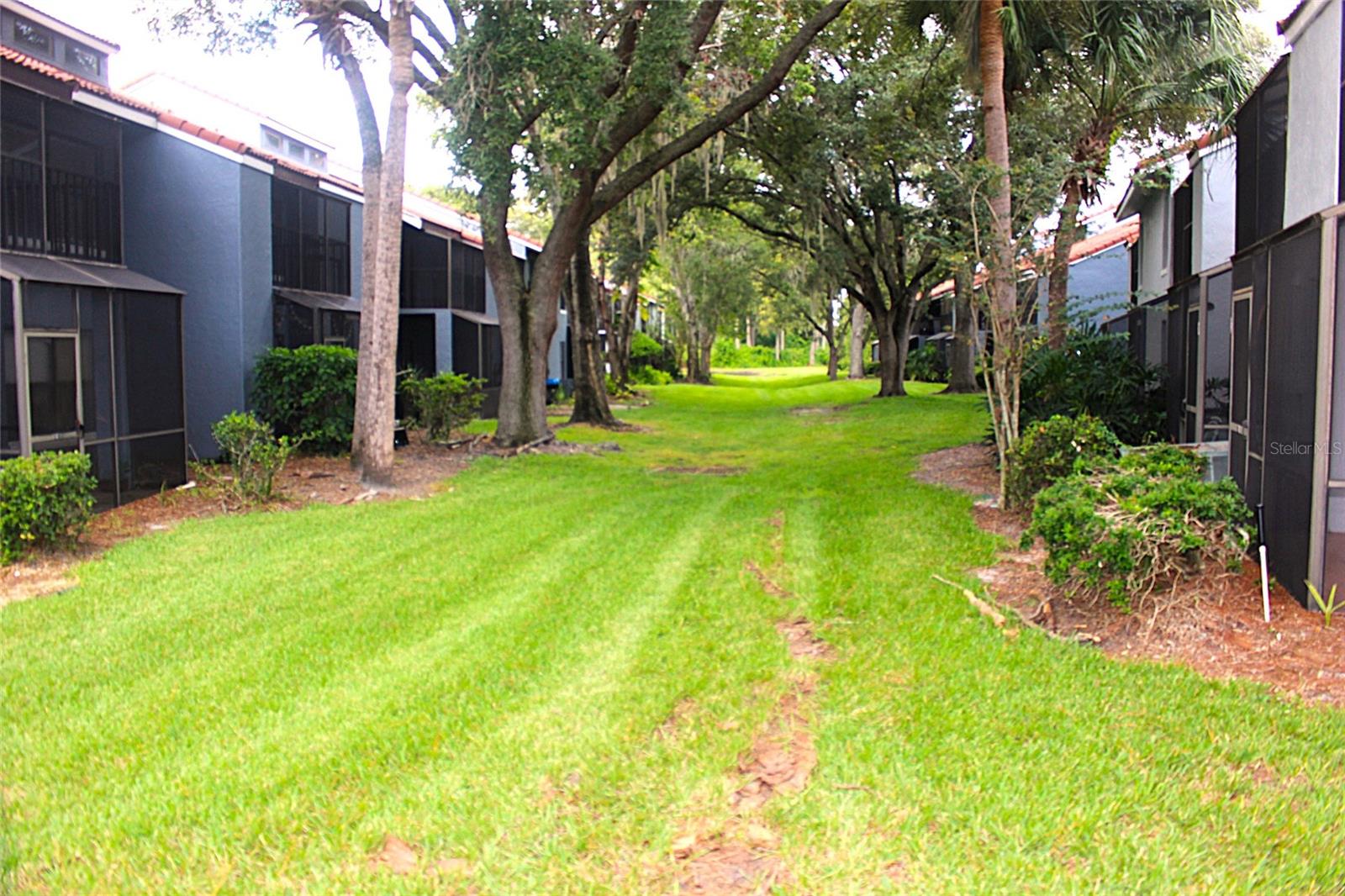 TOWNES OF SOUTHGATE CONDO (TOWNE 2) - Residential