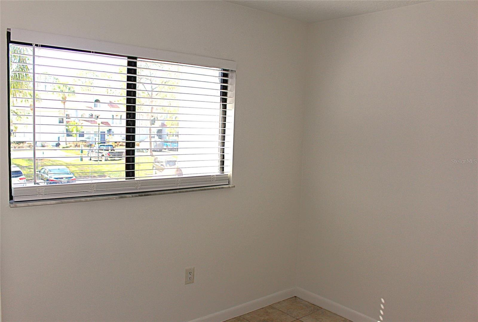 TOWNES OF SOUTHGATE CONDO (TOWNE 2) - Residential