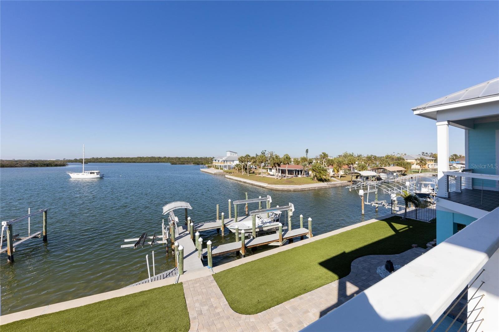 GROVE CITY SHORES - Residential