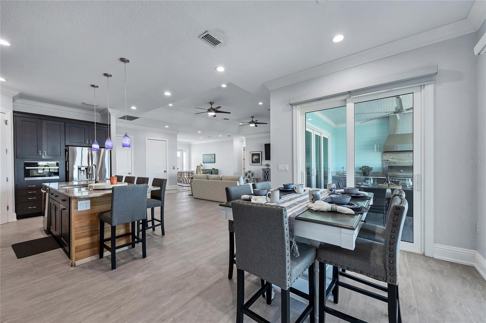 GROVE CITY SHORES - Residential