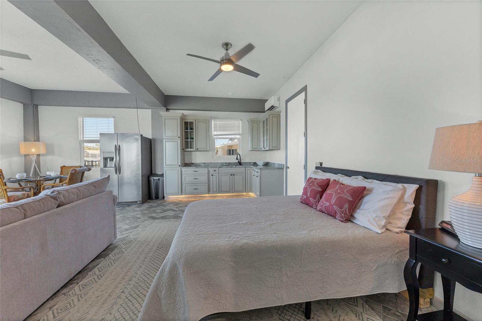 GROVE CITY SHORES - Residential