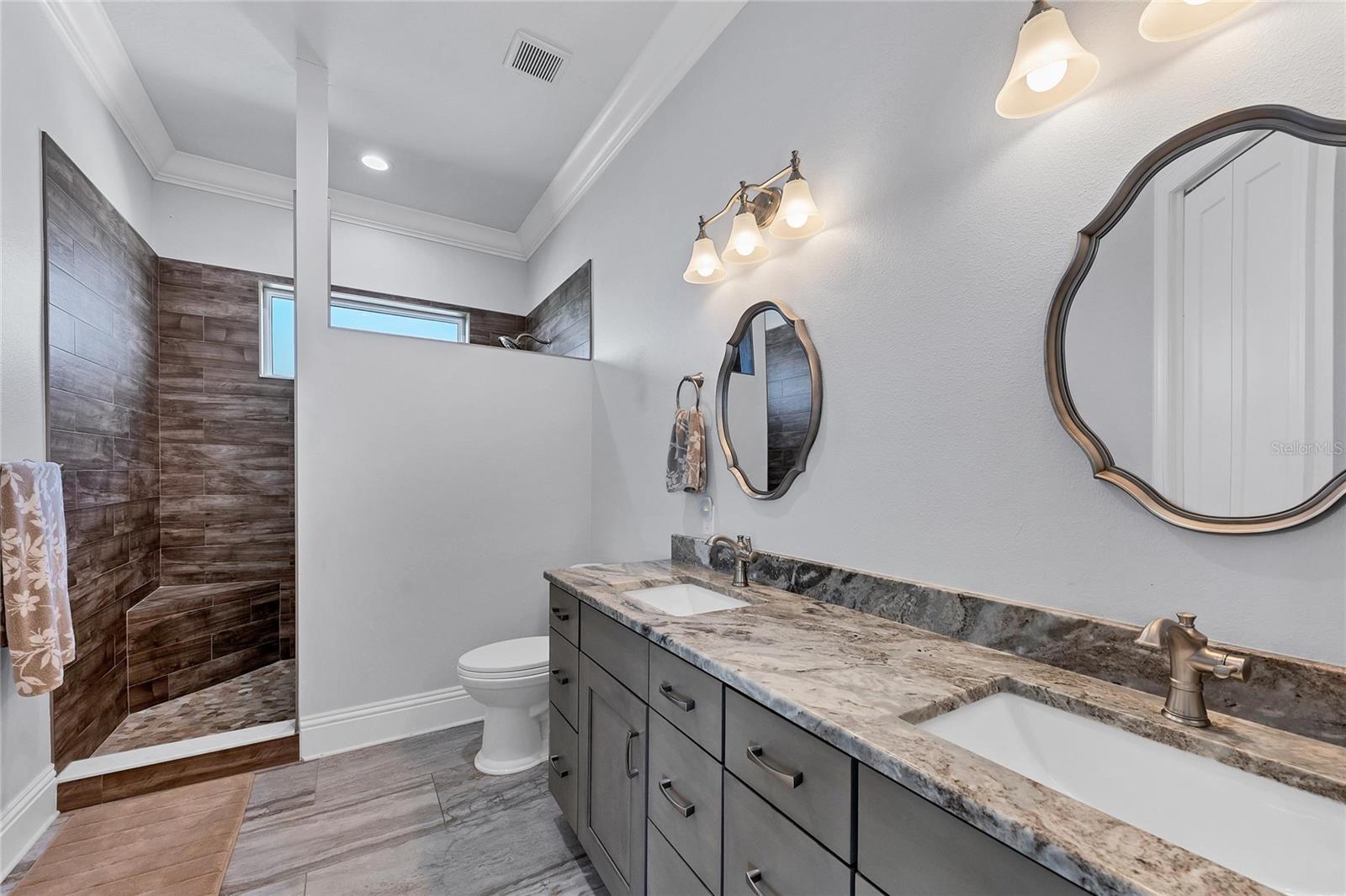 GROVE CITY SHORES - Residential