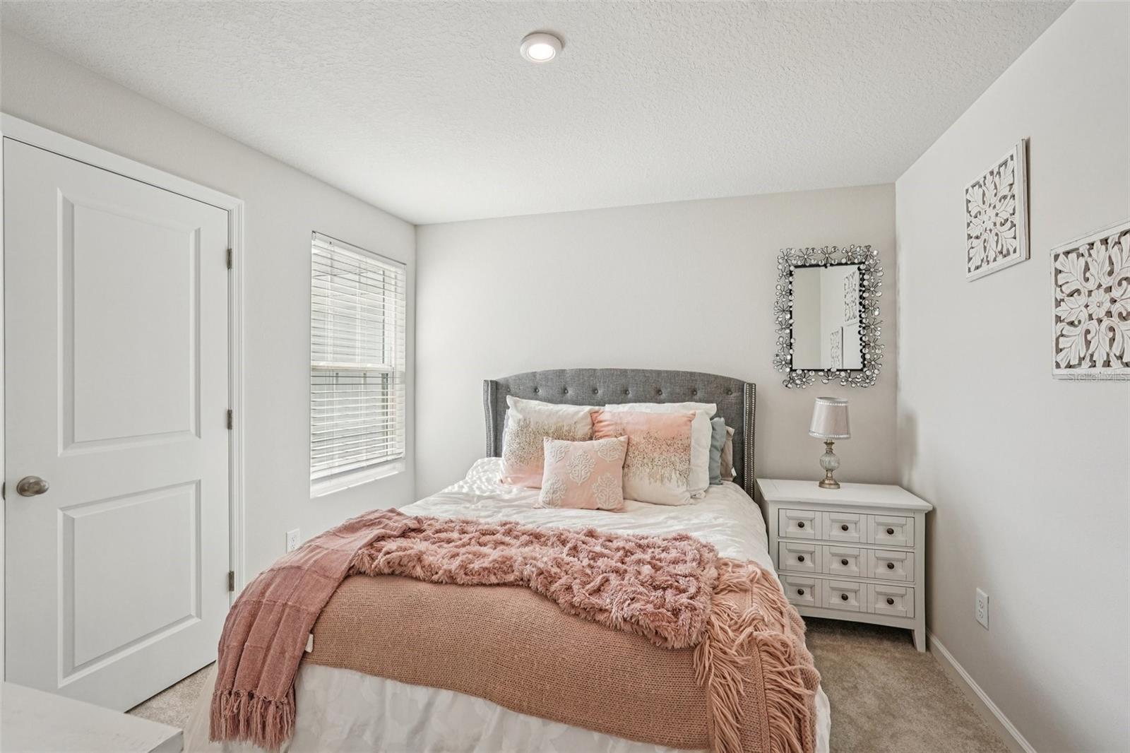 AVALON WOODS - Residential