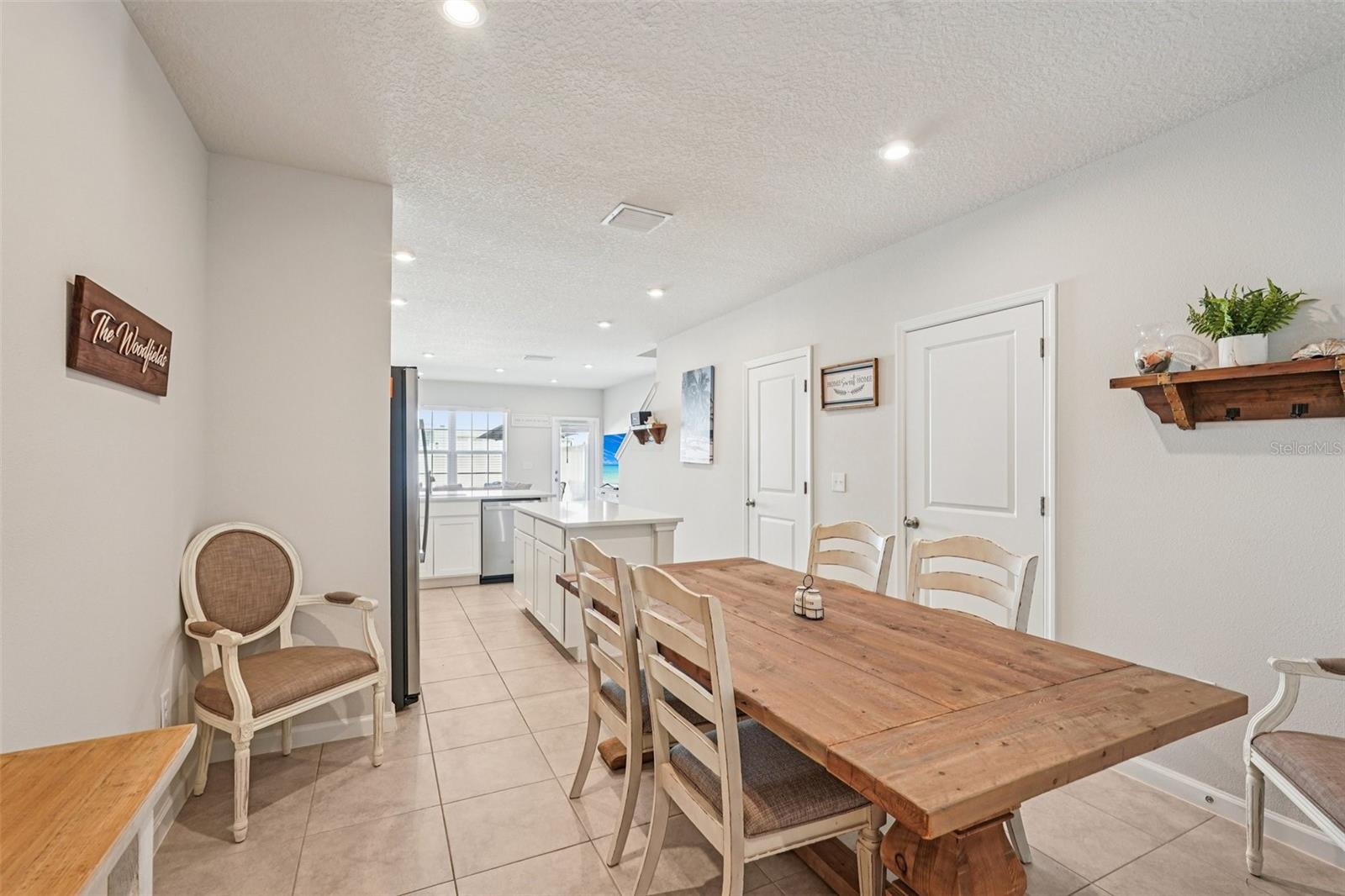 AVALON WOODS - Residential