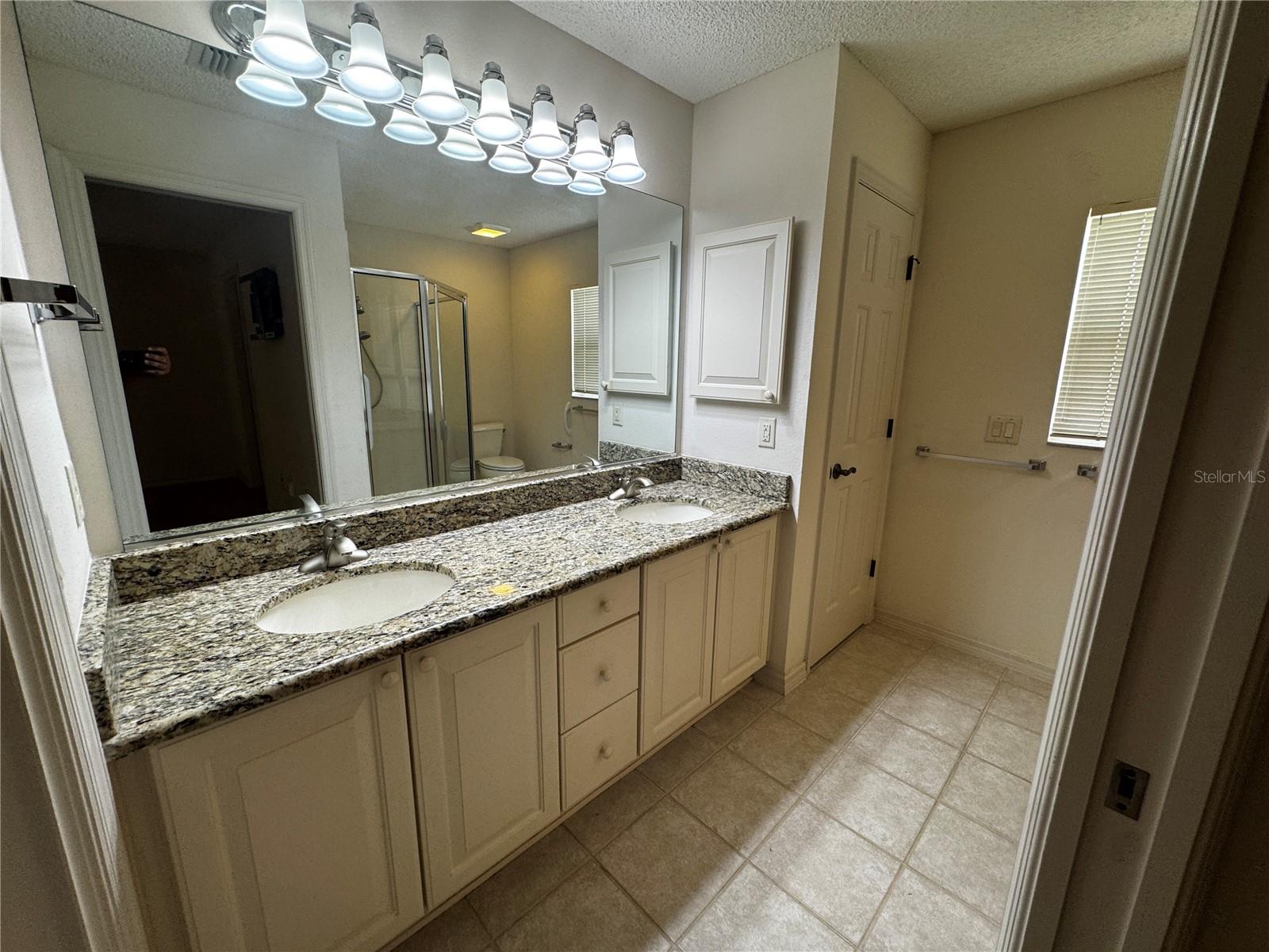 VILLAGE/MARIAN UN 56 - Residential Lease