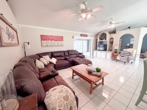 Tiny photo for 11300 Valley View Drive, Howey In The Hills, FL 34737 (MLS # G5116084)
