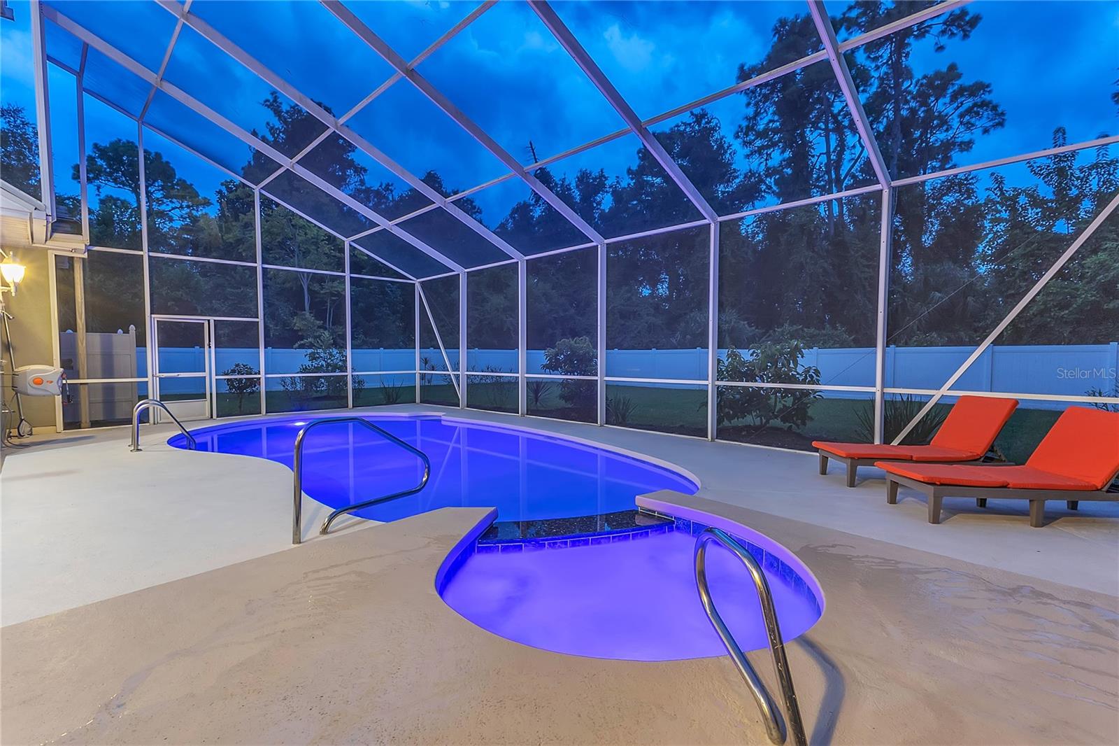BROADWATER - Residential