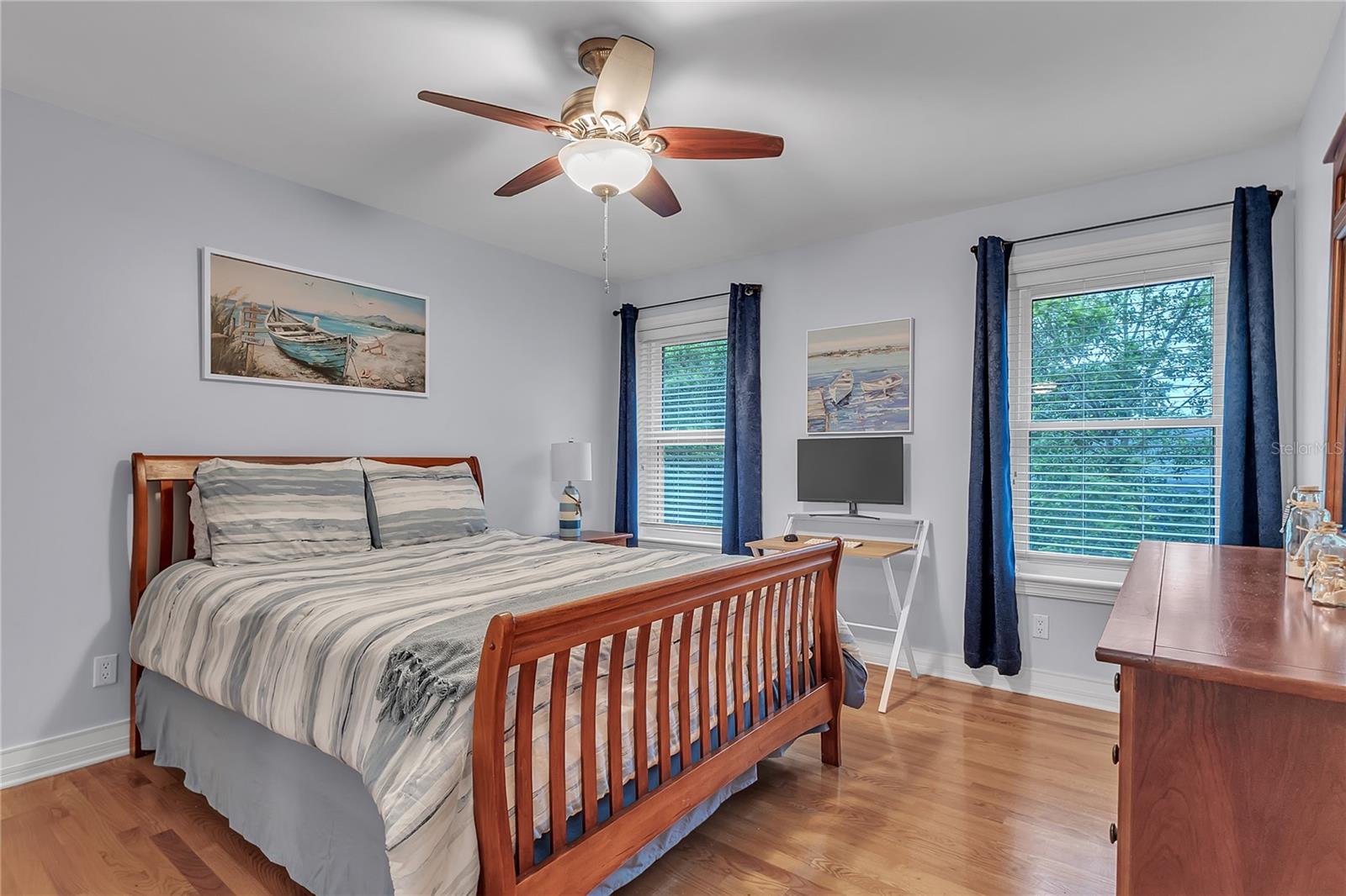 BROADWATER - Residential