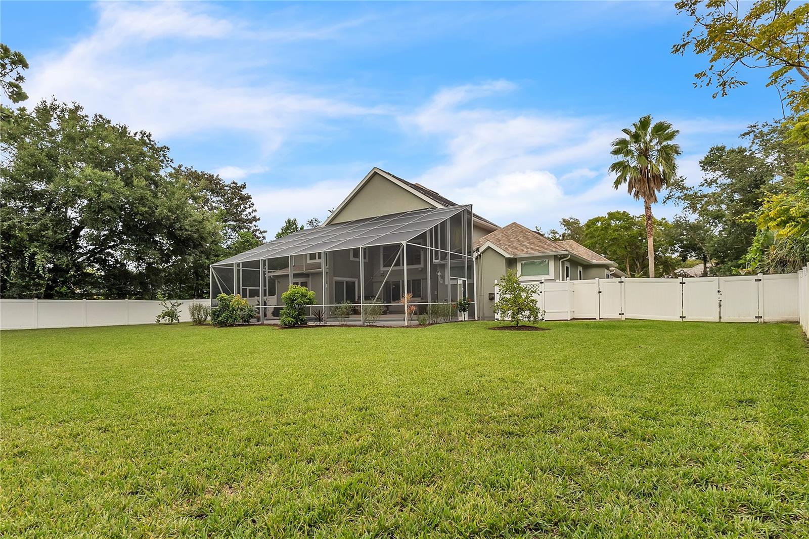BROADWATER - Residential