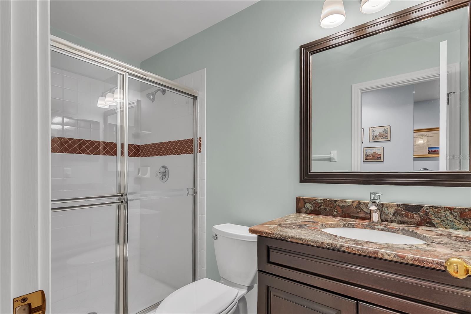 BROADWATER - Residential